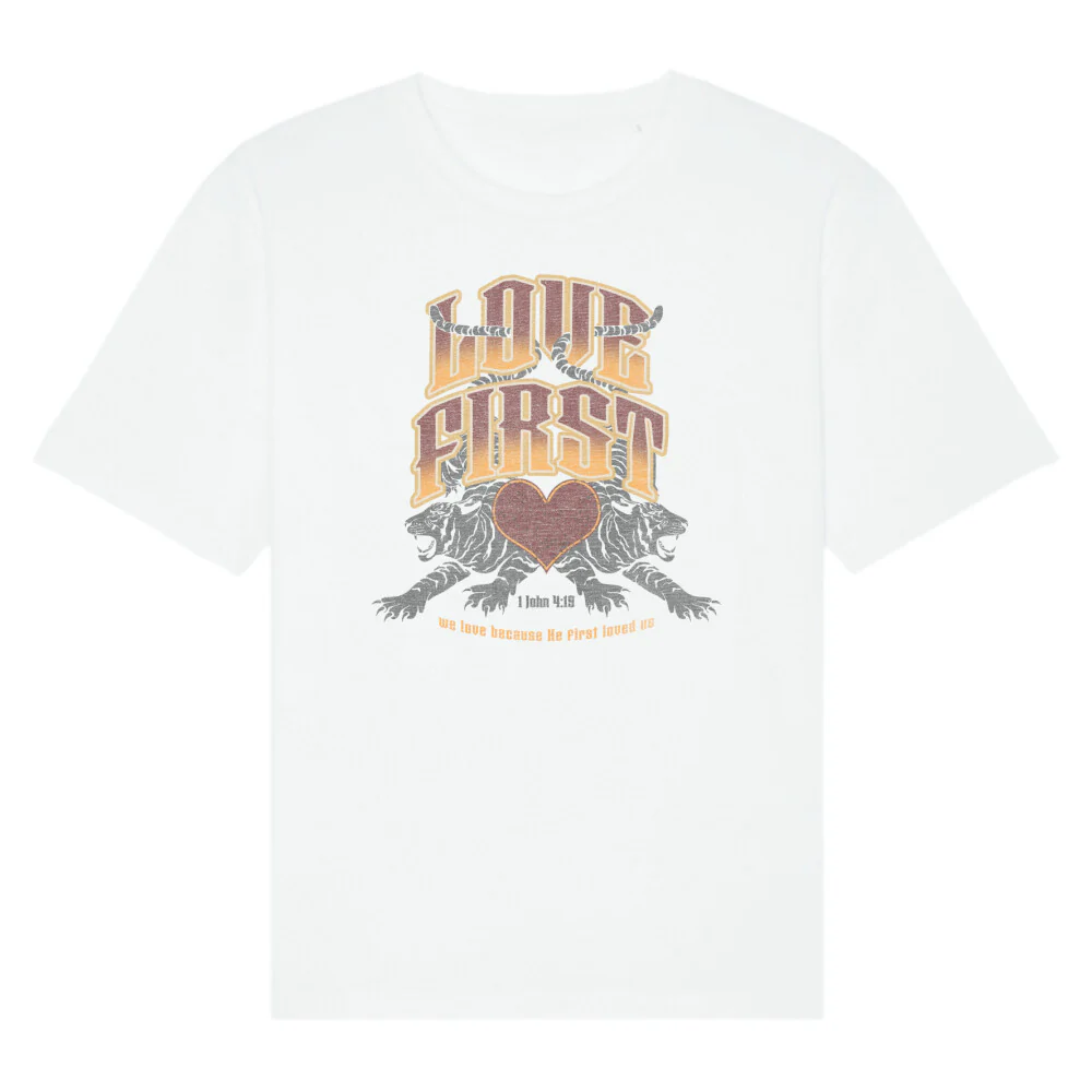 Love first retro Oversized T-Shirt BackPrint - Image 3